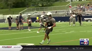 Menasha Blue Jays football team hosts Xavier for scrimmage at the Banta Bowl