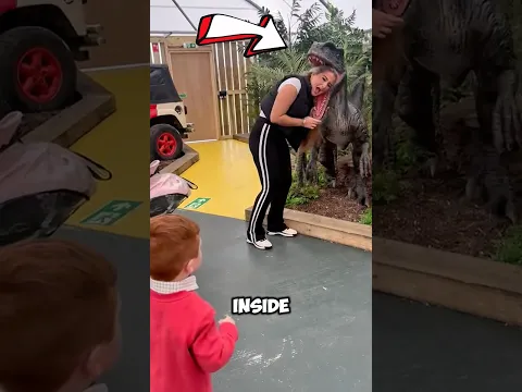 That Moment the Dinosaur Bit Her Head π¬π