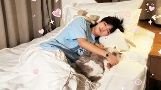 带两只猫旅行有多崩溃？一路手忙脚乱，毛娃一秒躺平萌化了！【一航】