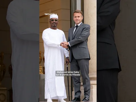 Les président #Macron et #Déby main dans la main : quel message pour l'#AES ?