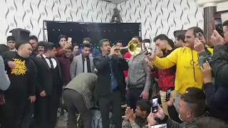 ساز ترکی  قشقایی  همنوازی پدر وپسر باهم استاد حسین حیدری با پدرش استاد مراد حیدری یه نوازده قدیمی دندنها
