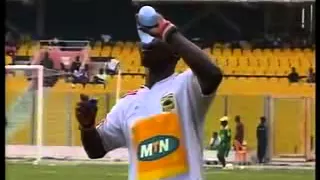 striker amed toure 29