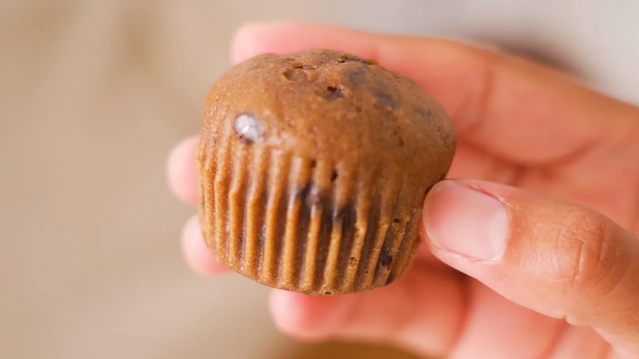 5-Ingredient Mocha Flapjack Muffins