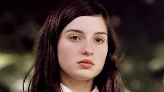 Maria Valverde - Cracks 2009