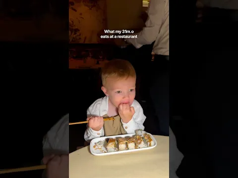 What my toddler eats at a restaurant