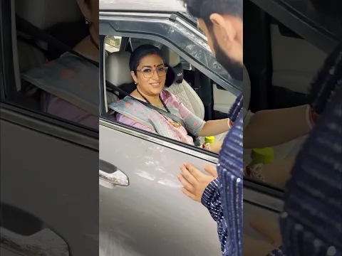 Dadiji Jb Drive Kre 😂😂😂