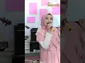 Download Lagu TAK SAMA!! Dunia yang akan kita alami I EzzurA Live Session