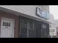 Man shot to death at NJ smoke shop s