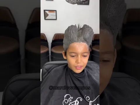 عمل شعره لون غريب ولاكن اعجب