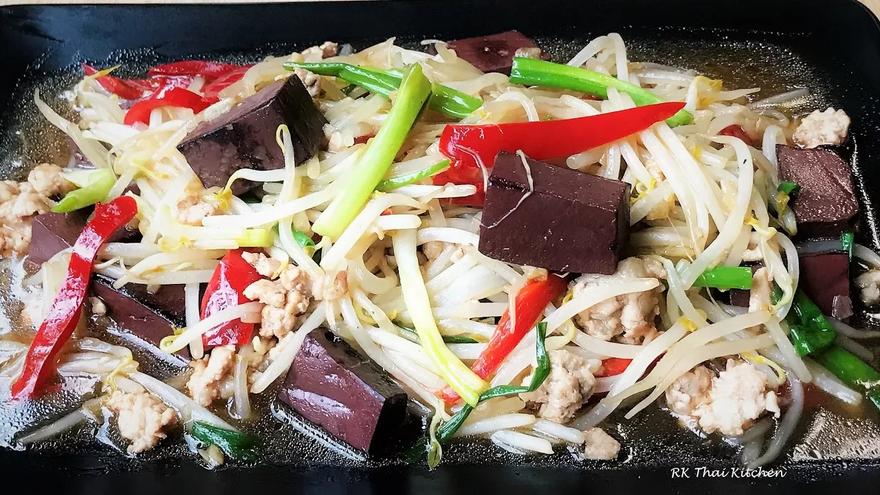  stir fried Pork blood jelly with bean sprouts  Thai food