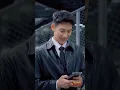 100만 위안 명품백을 뺏긴 CEO! 깡패가 도망치려는 순간, 찐빵 먹던 거지가 한 방에 이빨을 날리고 가방을 되찾자, 자매는 하룻밤과 천억 재산을 바친다!