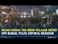 Download Lagu Hujan Deras Tak Bikin Pelajar yang Demo DPR Bubar, Makin Beringas Hingga Polisi Dipukul Mundur