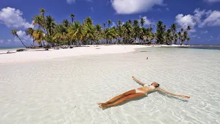 PARADISE AT THE EDGE OF THE WORLD – San Blas Islands | Sailing Tranquilo | Ep. 74