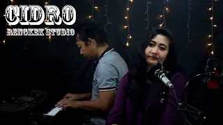 Download CIDRO COVER RENGKEK STUDIO MP3