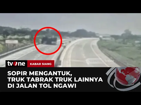 Satu Orang Tewas, Detik-detik Truk Ekspedisi Tabrak Truk Muatan Kayu