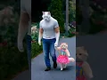 Lagu Walking father cat with his daughter #cat #catdogfuns #cute #catdog #cutekitty
