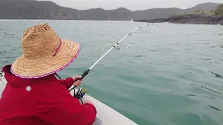 How do you feel when your WIFE out fishes you again! , How we  collect rain water on the boat..Ep26