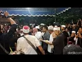 Lagu Seorang Ustadz Menantang Cak Nun | Jawaban Cak Nun sangat Adem