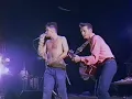 Lagu Morrissey - Suedehead - Live In Dallas (1991)