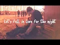 FINNEAS - Let's Fall In Love For The Night (Lyric Video)