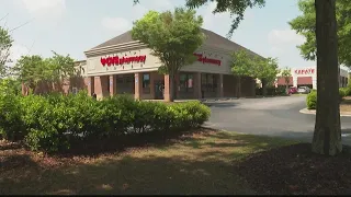 Man shot killed at CVS in Peachtree City