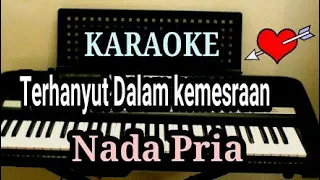 terhanyut dalam kemesraan karaoke nada pria