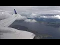 United 737-800 landing at Seattle-Tacoma SEA