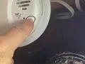 initiating smoke alarm flashes red