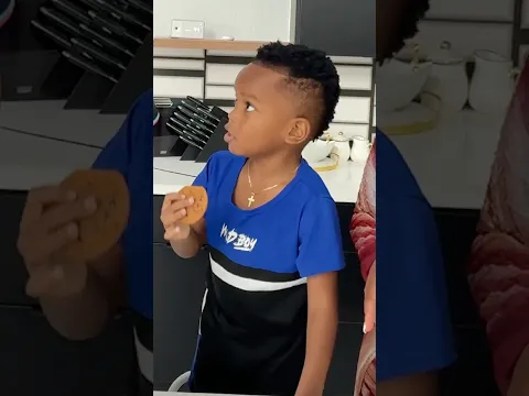 ELI gets tested with a cookie. 😭 🍪