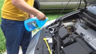 2011 PRIUS WINDSHEILD WASHER FLUID