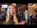 Lagu Avril Lavigne - We Are Warriors, Head Above Water, Keep Holding On - Live