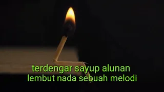 dinding pemisah lirik 