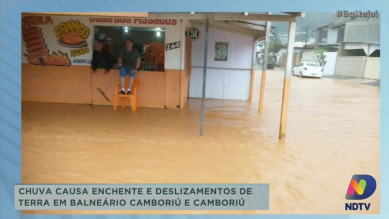 Chuva causa enchente e deslizamentos de terra em Balneário Camboriú e Camboriú