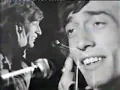yo comence la broma ---BEE GEES bee gess I started the joke