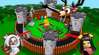 Abbiamo costruito un castello su 99 notti nella foresta ROBLOX!