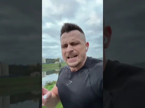 Хочу булочку, а не вот это вот всё! ￼