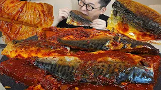 무 추가는 필수! 완전 🍚밥도둑 묵은지고등어조림과 🐟고등어구이 먹방 MUKBANG