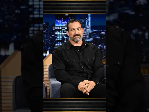 #AndrewHuberman shares a sleep trick with #JimmyFallon! FallonTonight