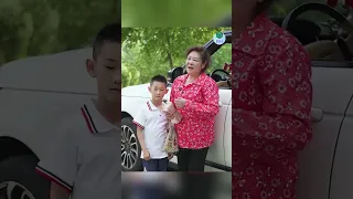 Bắt gặp kẻ trộm, 2 bà cháu làm việc đầy nghĩa tình