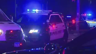 Bolingbrook Police officer shot suspect barricaded in residence