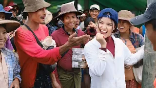 အခက်အခဲတွေ ကြားထဲကအလှူရှင်သိပ်မရောက်တဲ့ 