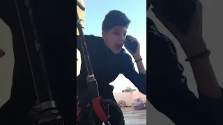 تعمل مع مين يا ابن المراه دندنها