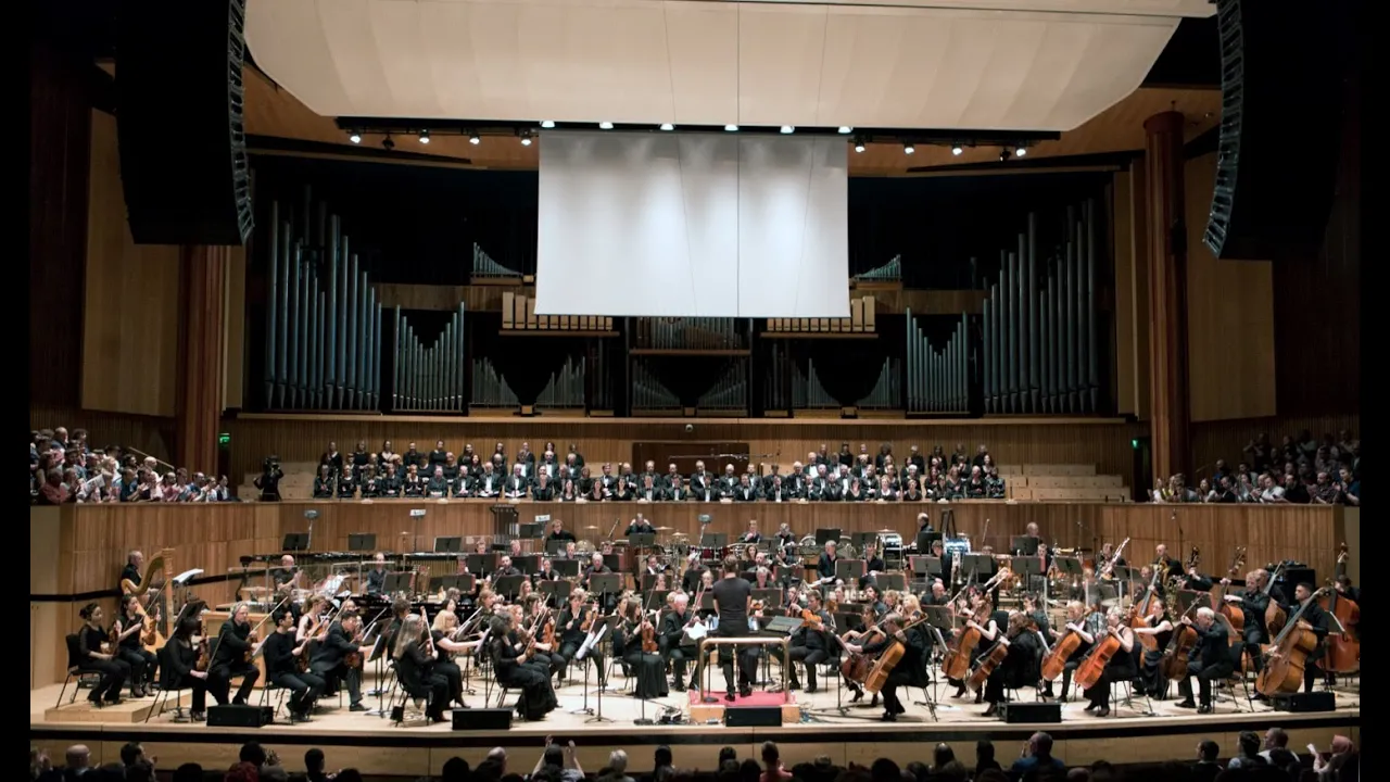 Brian Tyler Conducts Thor: The Dark World (Live in London) Brian Tyler Conducts Thor: The Dark World (Live in London)