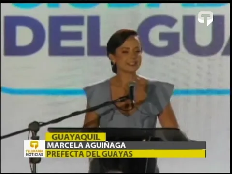 Daniel Noboa aparece con Marcela Aguiñaga en sesión solemne de prefectura del Guayas
