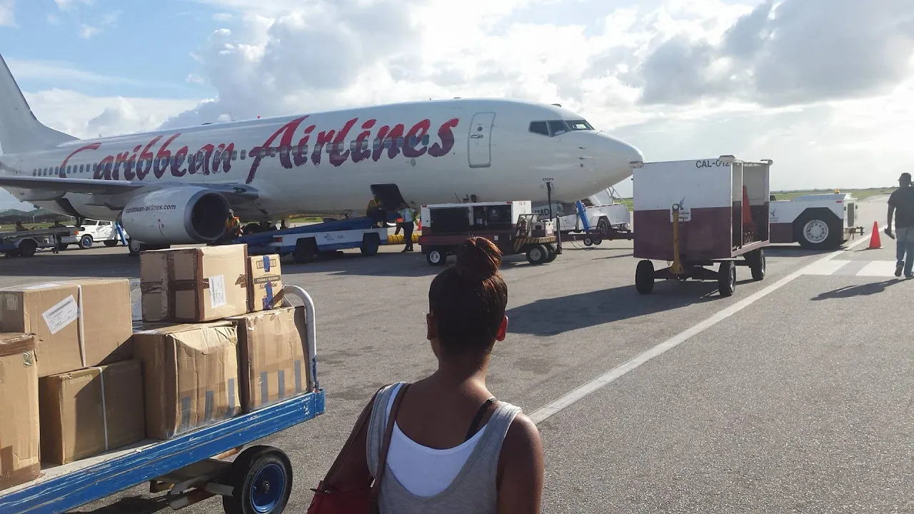 Caribbean Airlines (BWA448) Landing in Barbados (BGI) from Trinidad (POS)