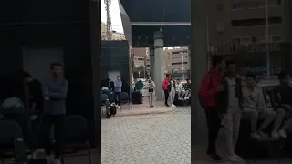 قصيدة   الشرق الأوسط بيعيط  المايسترو دندنها