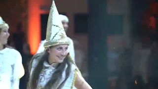 عرس الحبايب عرسنا                                                                                   دندنها