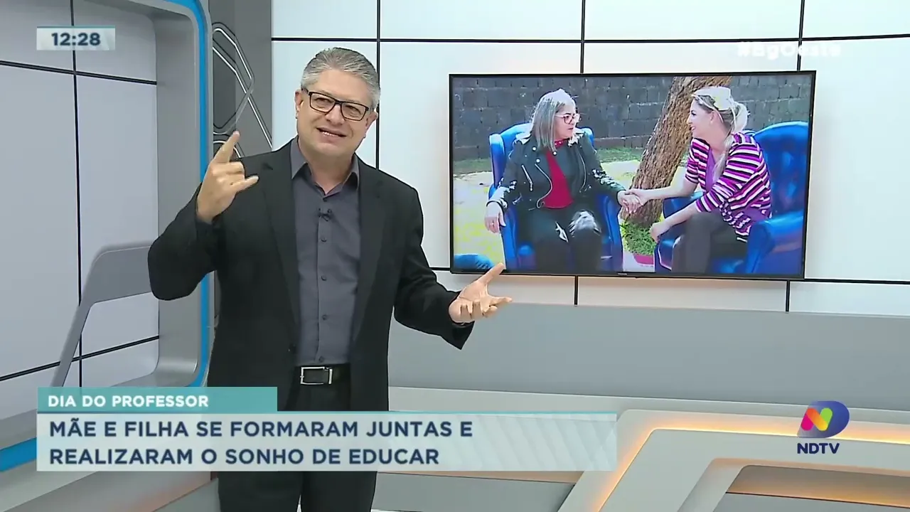 Dia do professor: mãe e filha se formaram juntas e realizaram o sonho de educar