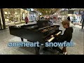 Download Lagu snowfall - oneheart x reidenshi -  piano in a shopping mall - piano in public