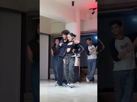 🖤⚡